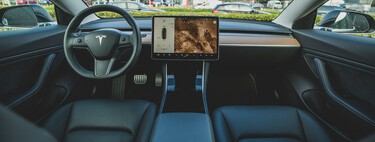 Tesla quería fabricar 20 millones de coches en 2030. La realidad en 2025 es que Tesla se ha estrellado y BYD ya lidera