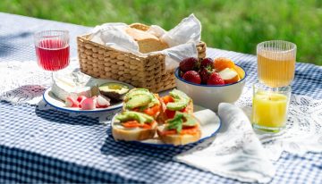 El mantel vichy antimanchas que arrasa por práctico y bonito: 11 colores y varias medidas