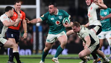 Irlanda gana sin brillo a Gales y complica a Francia las cuentas para el título