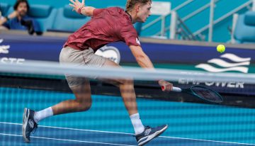 Landaluce choca con el saque de Lehecka en los cuartos de Miami