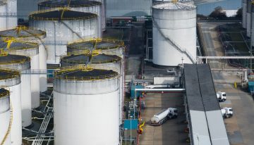 La AIE acuerda liberar 400 millones de barriles en la mayor intervención de reservas de petróleo de la historia