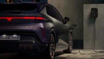 El primer eléctrico «made in Spain» de Cupra tiene una misión muy clara: cumplir con Bruselas y salvar sus cuentas
