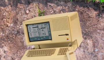 Guardó 7.000 ordenadores de Apple para revenderlos mejorados: Steve Jobs prefirió recuperarlos y enterrarlos en un vertedero