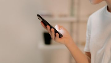 Hace tres meses Australia prohibió las redes sociales a los menores de 16 años. Ya está investigando posibles incumplimientos