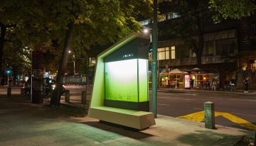 Ni hojas, ni ramas: los «árboles líquidos» de Belgrado son la fascinante solución biotecnológica para limpiar el aire de las ciudades