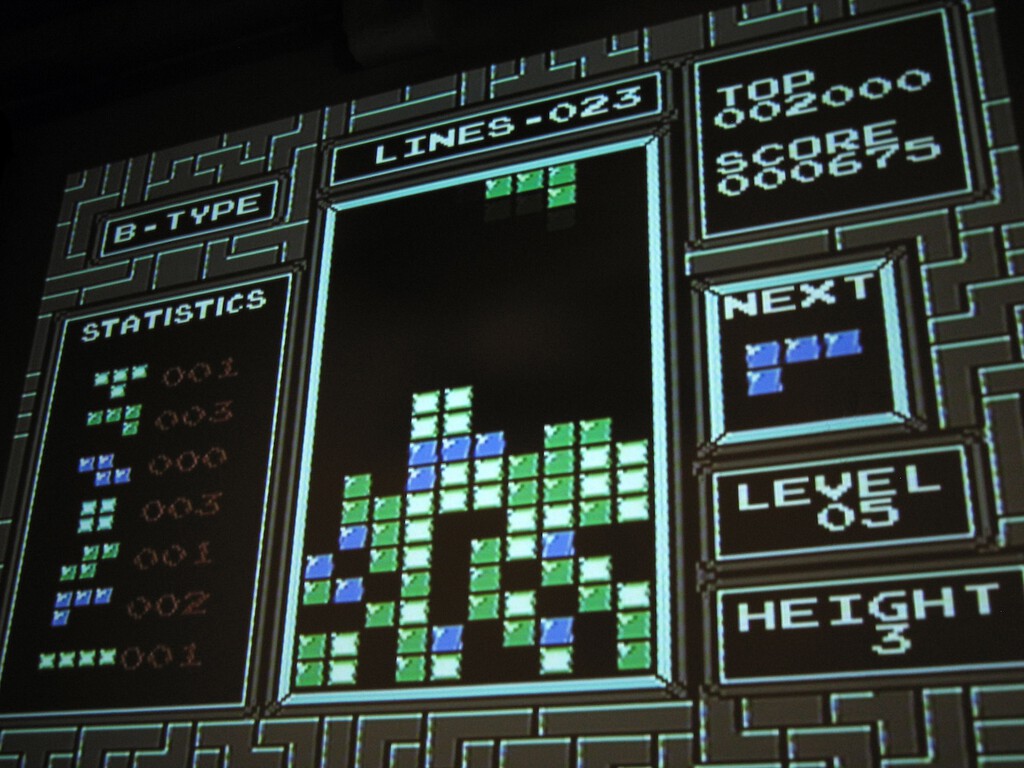 Hay gente tan extremadamente competitiva en el 'Tetris' que están rompiendo el juego de forma literal