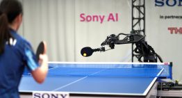 Las máquinas ya nos ganaban al ajedrez y al go. Ahora están a punto de ganarnos en algo mucho más difícil: el ping pong