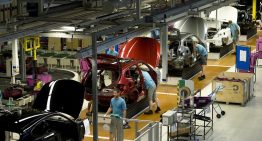 No es que Alemania esté impulsando la jornada laboral de cuatro días, es que es el país que menos horas trabaja al año