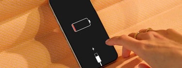 Si tu iPhone ya no llega al final del día con batería, hay cuatro apps 'vampiro' que te aconsejo revisar
