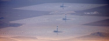 Fue inaugurada en 2014 como la mayor planta de energía solar térmica del mundo. Cerrará tras prender fuego a los pájaros