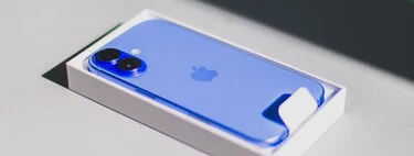 La psicología detrás de la caja de un iPhone. Hasta el olor es marketing ideado por Steve Jobs y Jony Ive