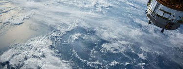 Quemar un millón de dólares en diez minutos: se han filtrado los números del turismo espacial de Blue Origin y son una locura 