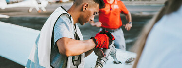 El reloj de arena de la aviación europea se agota el 10 de abril: el día en que dejan de llegar los barcos desde Oriente Medio