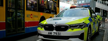 Hong Kong ha dado el siguiente paso en vigilancia policial: si te lo piden, tendrás que darle tus claves de acceso