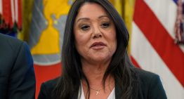 La secretaria de Trabajo de EE UU, Lori Chavez-DeRemer, renuncia en medio de acusaciones de abuso de poder