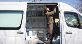 El aislante acústico que miles de conductores usan para que su coche suene mejor y haga menos ruido