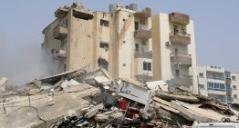 El ejército israelí recrudece los ataques a Hezbolá y destruye edificios residenciales y un puente en Líbano