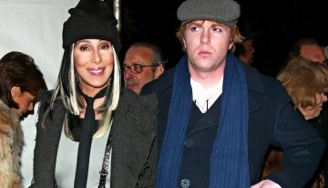 Cher solicita la custodia legal de su hijo Elijah, ingresado en un hospital psiquiátrico, afirmando que gasta todo su dinero en hoteles y drogas