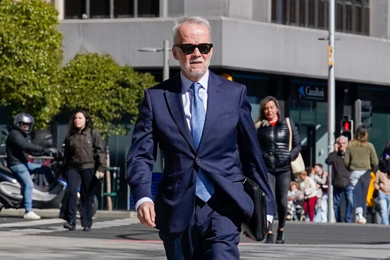 Antonio Camacho, abogado de Begoña Gómez, a su llegada este miércoles a los juzgados.