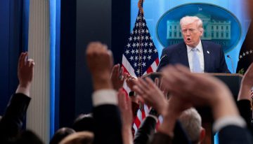 Contradicciones e hipérboles: las distintas guerras de Donald Trump en Irán