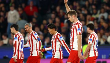 El Atlético no tiene piedad del Barça en la ida de los cuartos de final