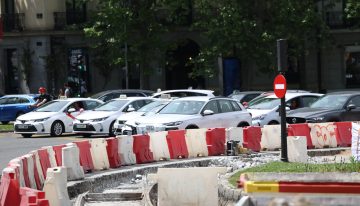La Comunidad de Madrid estudiará el valor de los raíles de tranvía hallados en la Puerta de Alcalá