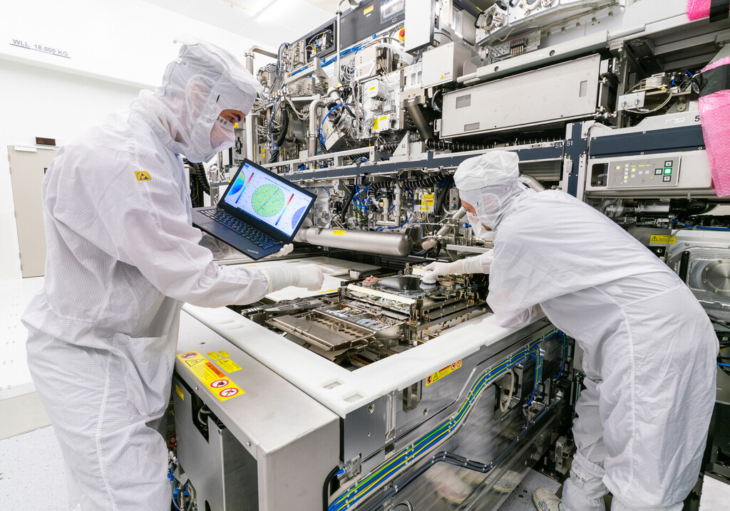 Una empresa de EEUU asegura que puede construir una máquina de litografía de vanguardia. ASML dice que ni por asomo