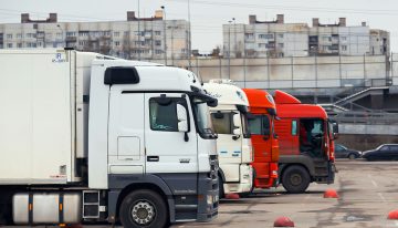 España necesita urgentemente 20.000 camioneros en 2026. La solución: que los camioneros extranjeros convaliden sus carnets