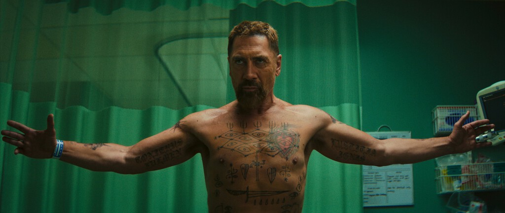 Javier Bardem se desata como el psicópata más temido del cine. El tráiler de "Cape Fear" promete reventar el verano en Apple TV