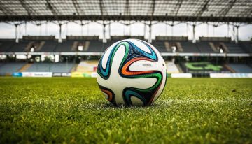 China generó la mitad del visionado digital del último Mundial. Falta un mes para el de 2026 y aún no está claro si lo emitirán