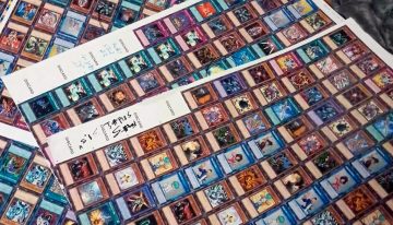 Un hombre está ganando una fortuna vendiendo cartas de Yu-Gi-Oh que encontró en la basura. O eso es lo que dice él