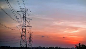 El «escudo renovable» español ha funcionado tan bien que ha activado su propia trampa: vuelve el IVA de la luz al 21%