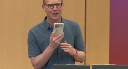 Pillar a la competencia usando el ecosistema de Apple ya es un clásico de internet. La keynote de Google no ha conseguido librarse de la broma