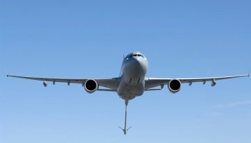 Italia buscaba renovar sus aviones cisterna entre Boeing y Airbus. Su decisión dice mucho del momento que vive Europa