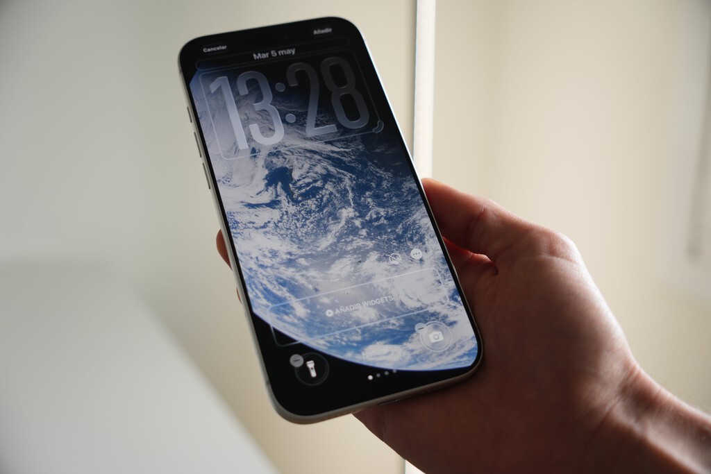 La NASA ha publicado 12.000 imágenes de la misión Artemis. He adaptado mis favoritas como wallpaper para el iPhone 