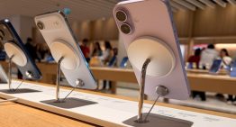 El iPhone 17 ya es el más vendido de la historia. Al iPhone 18 le toca intentar superarlo llegando tarde y con los recortes a la vista