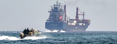 El plan más extraño de la guerra está listo: guiar a los 1.000 barcos atrapados en Ormuz confiando en que nadie dispare