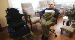 José Ángel Álvarez, con una enfermedad rara que hace que su cuerpo «encoja» sin parar: La vida nos deja sin potencia, pero no sin apetencia