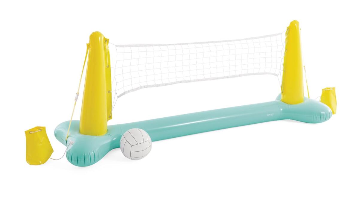Juego hinchable de vóley.
