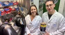 Investigadores de la Universidad de Córdoba crean una batería con cáscaras de pistacho: «Tiene una vida de hasta 1.000 usos de carga y descarga»