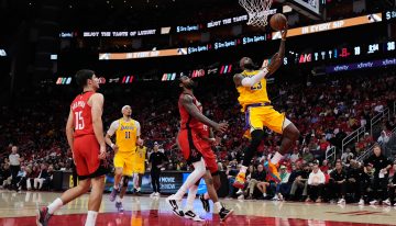 Un incombustible LeBron James cita a los Lakers con los Thunder en las semifinales del Oeste