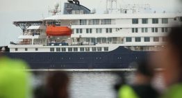 ¿Cómo es la cuarentena de los pasaje del crucero? Del aislamiento hospitalario en España al domiciliario en Países Bajos