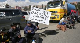 Paz se enfrenta a una huelga del transporte público en Bolivia por la gasolina de mala calidad