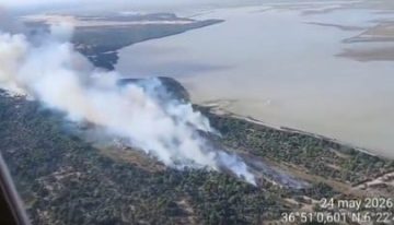 La Junta de Andalucía pide más ayuda al Gobierno para extinguir el incendio de Doñana que ya afecta a 400 hectáreas
