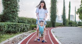 5 arneses para enseñar a andar a tu bebé con mayor seguridad sin que la espalda sufra (solo cuando sea necesario)