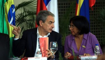 Los jefes de Plus Ultra, sobre cómo llegar al Gobierno: “Delcy que llame a Ábalos. O alguien con ZP”