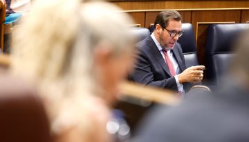 Última hora de la actualidad política, en directo | Sánchez solicita una comparecencia en el Congreso para hablar de los escándalos judiciales que afectan al PSOE