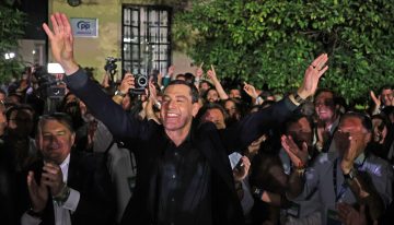 Resultados y reacciones políticas tras las elecciones de Andalucía en directo | Vox sostiene que no va a pedir “sillones”, sino que “la prioridad nacional sea una realidad”