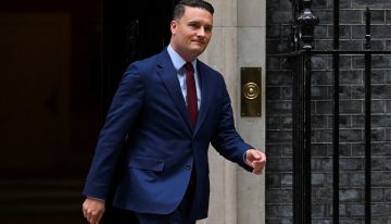 El ministro británico de Sanidad, Wes Streeting, dimite para acelerar el reemplazo de Starmer