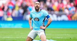 Una genialidad de Borja Iglesias derrota al Atlético y mantiene al Celta en la pelea por la Champions League